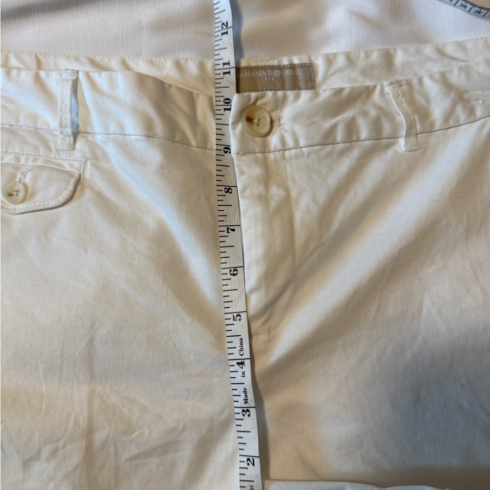Banana Republic Size 14 Ivory Chino Shorts Cuffed Hem Classic Fit - Picture 6 of 8